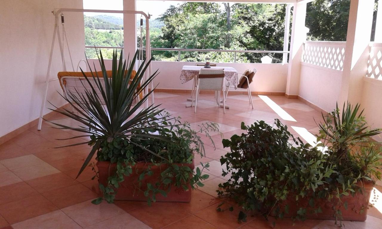 Apartments And Rooms Laura Pazin Luaran gambar
