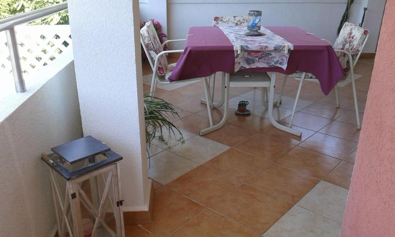 Apartments And Rooms Laura Pazin Luaran gambar