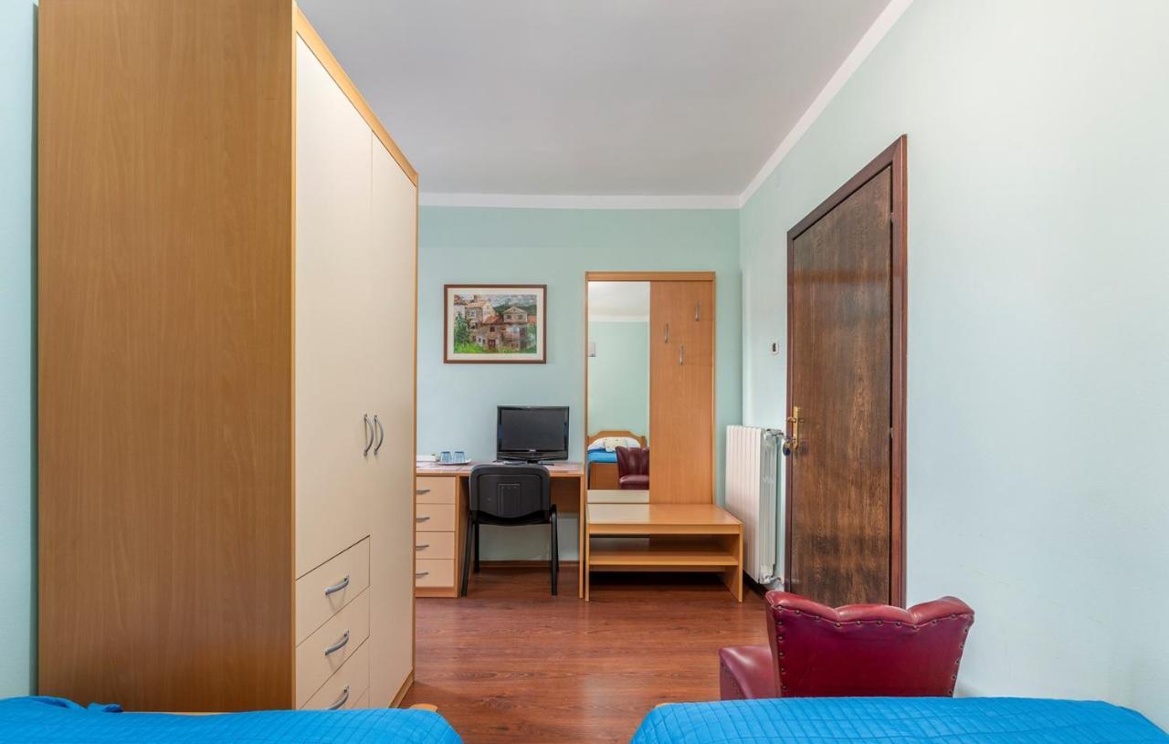 Apartments And Rooms Laura Pazin Luaran gambar